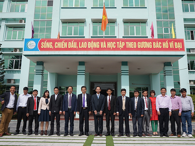 左家哺院长率团回访越南北江农林大学2.JPG